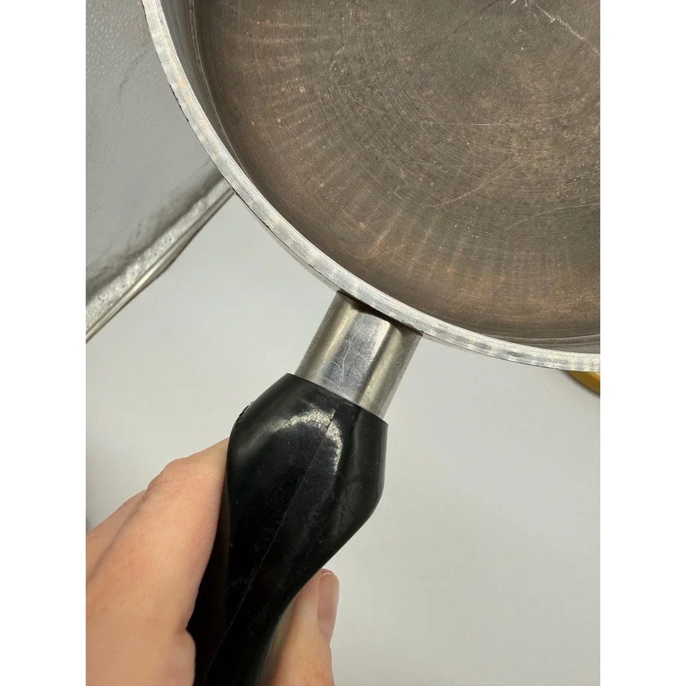 Vintage Wear-Ever Skillet Pan 8 Inch Harvest Yellow Vegetable print‎ Lid USA